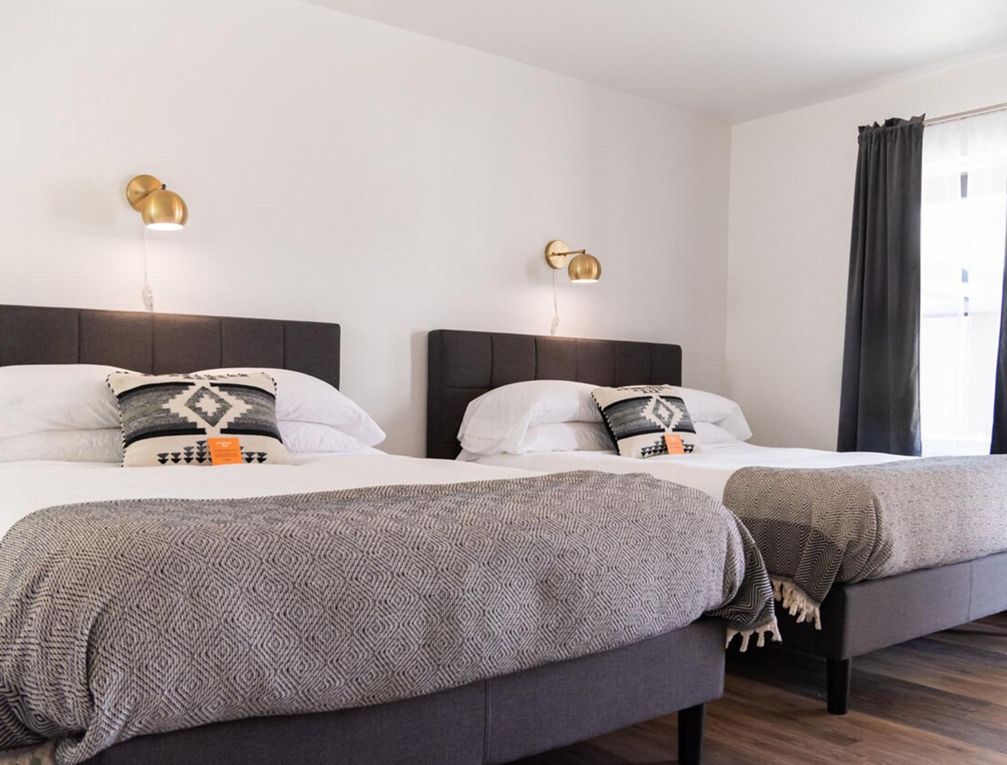 The Nightingale Motel Пагоса-Спрингс Экстерьер фото